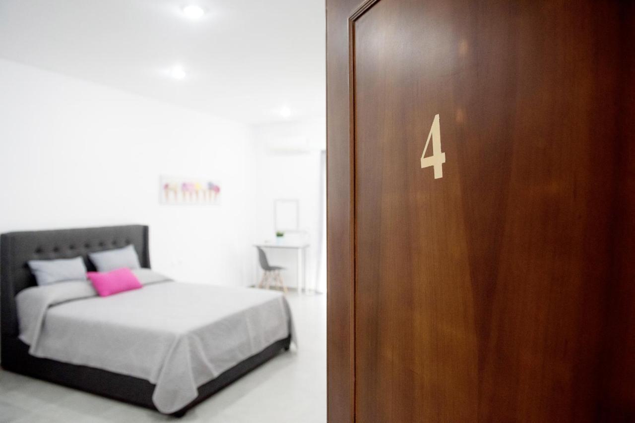 Maria Studios & Apartment